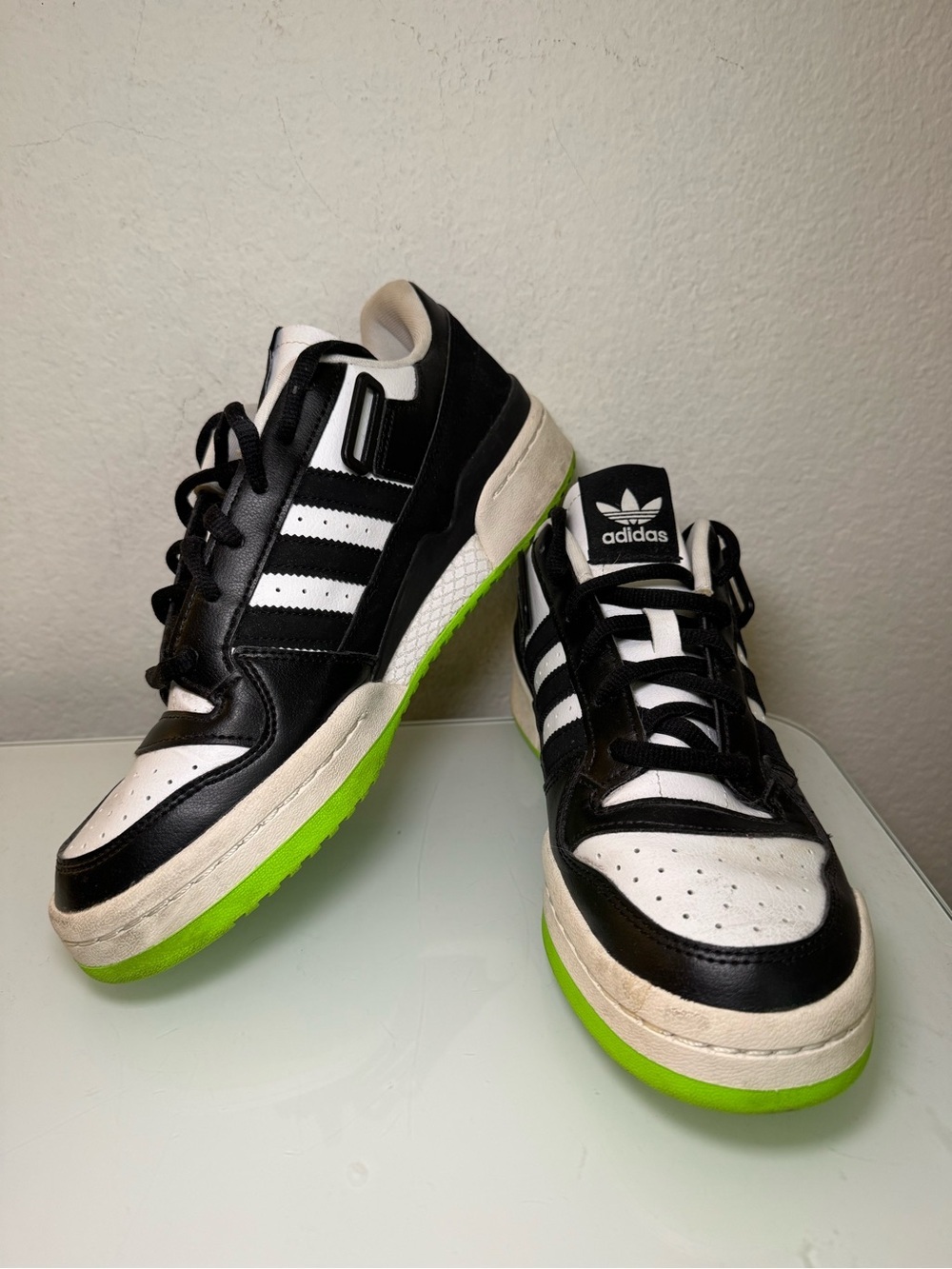 Adidas Womens 9.5 Low Forum Black Neon Green Grade HQ4425- No Strap Used